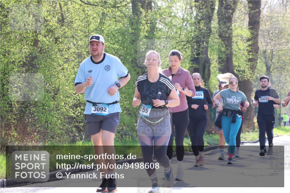 12.04.2026 - 45. Internationalen Wilhelmsburger Insellauf Yannick Fuchs http://msf.ph/oto/9498608 12.04.2026 10:58:45 Laufen 3092, 155, 489, 3003 meine-sportfotos.de