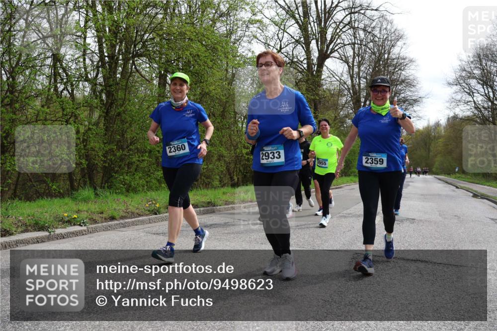 12.04.2026 - 45. Internationalen Wilhelmsburger Insellauf Yannick Fuchs http://msf.ph/oto/9498623 12.04.2026 13:12:13 Laufen 2360, 228, 2933, 3955, 2359 meine-sportfotos.de