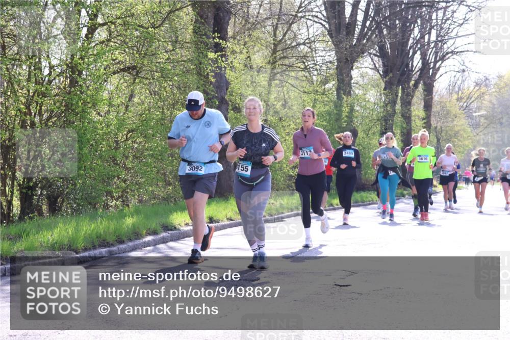 12.04.2026 - 45. Internationalen Wilhelmsburger Insellauf Yannick Fuchs http://msf.ph/oto/9498627 12.04.2026 10:58:48 Laufen 3092, 155, 3112, 2489, 5616, 847 meine-sportfotos.de