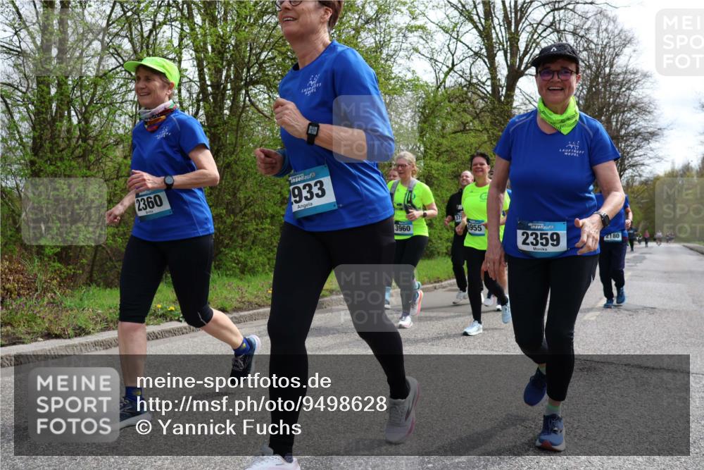 12.04.2026 - 45. Internationalen Wilhelmsburger Insellauf Yannick Fuchs http://msf.ph/oto/9498628 12.04.2026 13:12:14 Laufen 2360, 933, 3960, 379, 3955, 2359, 180 meine-sportfotos.de