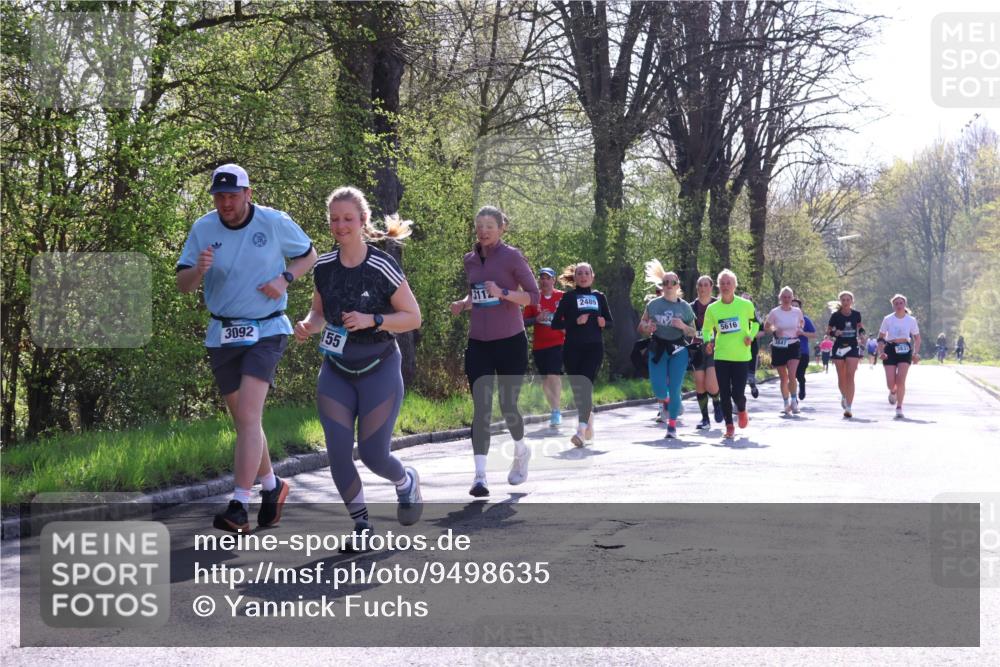 12.04.2026 - 45. Internationalen Wilhelmsburger Insellauf Yannick Fuchs http://msf.ph/oto/9498635 12.04.2026 10:58:48 Laufen 3092, 155, 3112, 2489, 5616 meine-sportfotos.de