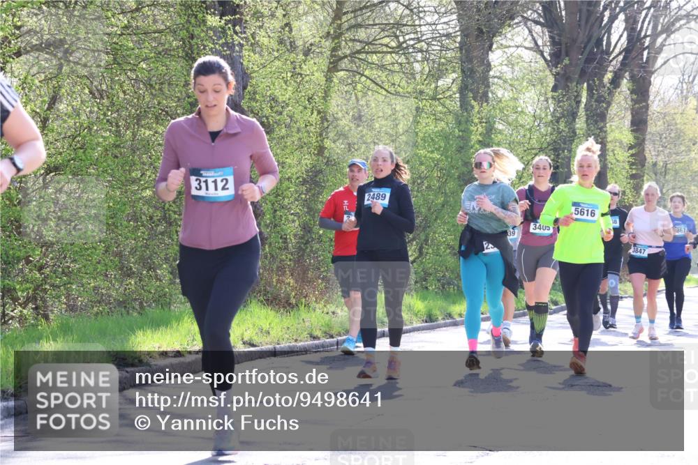 12.04.2026 - 45. Internationalen Wilhelmsburger Insellauf Yannick Fuchs http://msf.ph/oto/9498641 12.04.2026 10:58:49 Laufen 3112, 2489, 23, 39, 3405, 5616, 3847, 867 meine-sportfotos.de