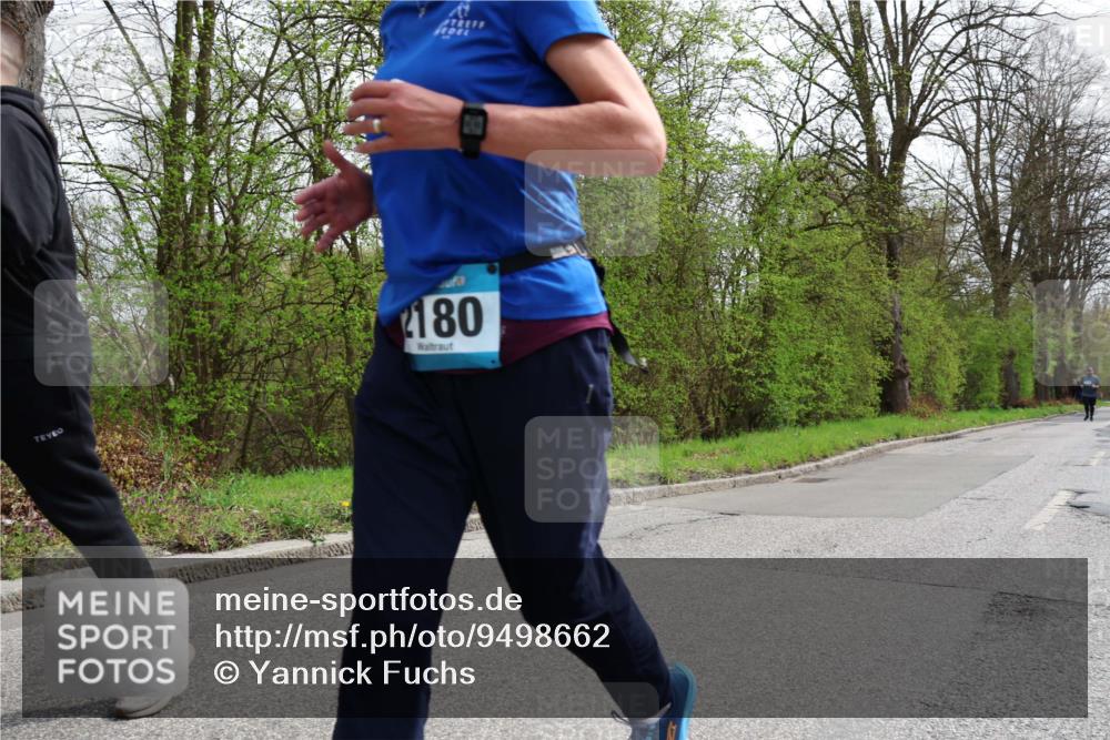 12.04.2026 - 45. Internationalen Wilhelmsburger Insellauf Yannick Fuchs http://msf.ph/oto/9498662 12.04.2026 13:12:16 Laufen 180 meine-sportfotos.de