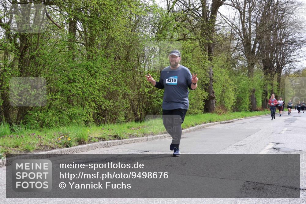 12.04.2026 - 45. Internationalen Wilhelmsburger Insellauf Yannick Fuchs http://msf.ph/oto/9498676 12.04.2026 13:12:29 Laufen 4316 meine-sportfotos.de
