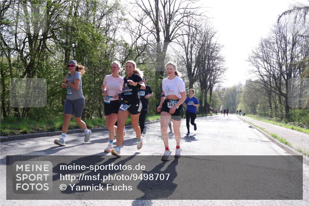 12.04.2026 - 45. Internationalen Wilhelmsburger Insellauf Yannick Fuchs http://msf.ph/oto/9498707 12.04.2026 10:58:56 Laufen 739, 2023, 3003, 1847, 383, 383, 286 meine-sportfotos.de