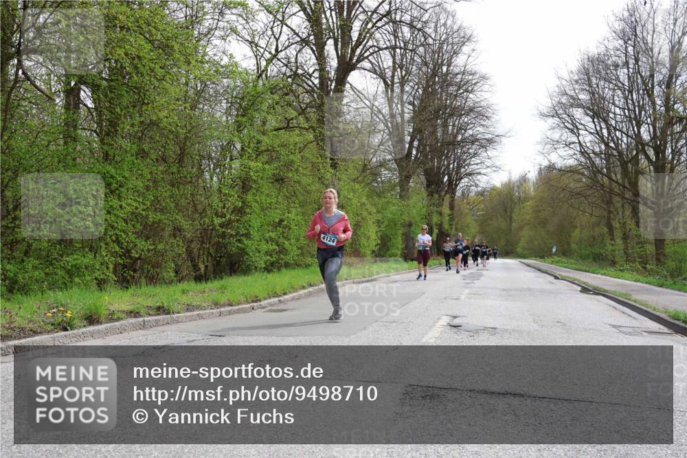 12.04.2026 - 45. Internationalen Wilhelmsburger Insellauf Yannick Fuchs http://msf.ph/oto/9498710 12.04.2026 13:12:35 Laufen 4124 meine-sportfotos.de