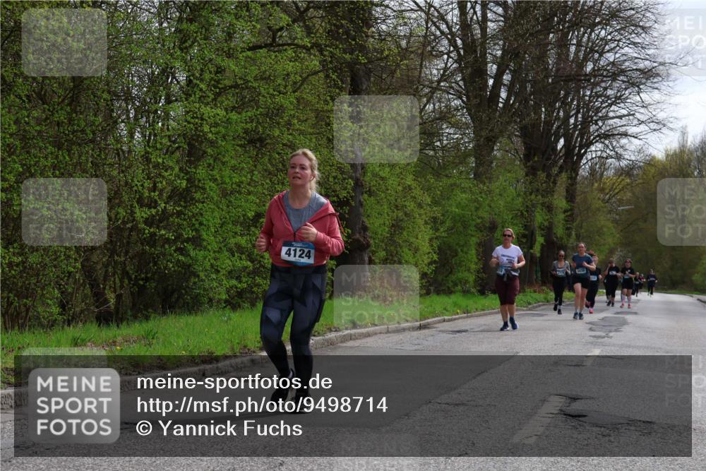 12.04.2026 - 45. Internationalen Wilhelmsburger Insellauf Yannick Fuchs http://msf.ph/oto/9498714 12.04.2026 13:12:35 Laufen 4124 meine-sportfotos.de