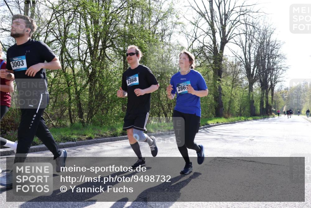 12.04.2026 - 45. Internationalen Wilhelmsburger Insellauf Yannick Fuchs http://msf.ph/oto/9498732 12.04.2026 10:58:58 Laufen 3003, 32, 2868, 286 meine-sportfotos.de