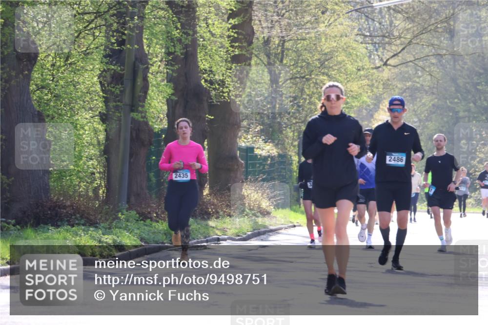 12.04.2026 - 45. Internationalen Wilhelmsburger Insellauf Yannick Fuchs http://msf.ph/oto/9498751 12.04.2026 10:59:07 Laufen 2435, 2486 meine-sportfotos.de