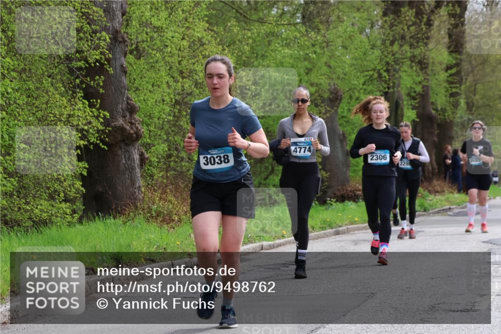 12.04.2026 - 45. Internationalen Wilhelmsburger Insellauf Yannick Fuchs http://msf.ph/oto/9498762 12.04.2026 13:12:41 Laufen 3038, 477, 4774, 2306, 5695, 229 meine-sportfotos.de
