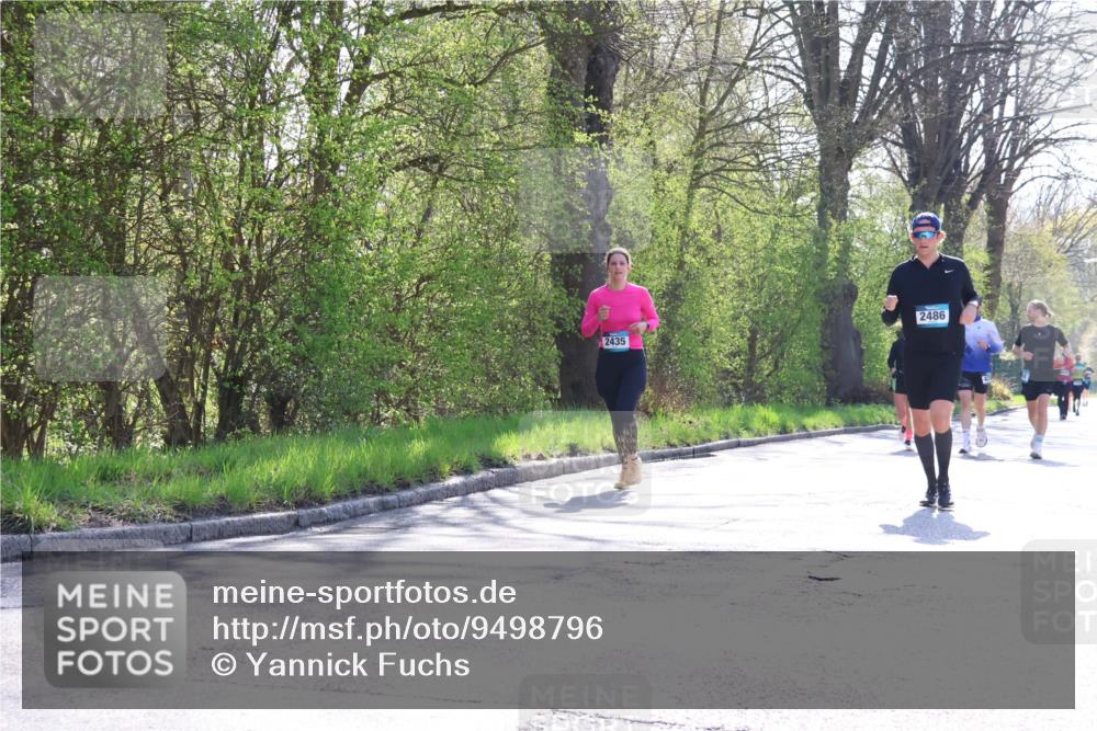 12.04.2026 - 45. Internationalen Wilhelmsburger Insellauf Yannick Fuchs http://msf.ph/oto/9498796 12.04.2026 10:59:16 Laufen 2435, 2486 meine-sportfotos.de