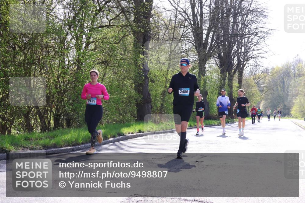 12.04.2026 - 45. Internationalen Wilhelmsburger Insellauf Yannick Fuchs http://msf.ph/oto/9498807 12.04.2026 10:59:18 Laufen 2435, 2486 meine-sportfotos.de