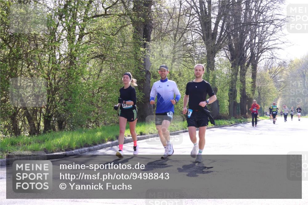 12.04.2026 - 45. Internationalen Wilhelmsburger Insellauf Yannick Fuchs http://msf.ph/oto/9498843 12.04.2026 10:59:21 Laufen 375 meine-sportfotos.de