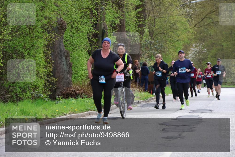 12.04.2026 - 45. Internationalen Wilhelmsburger Insellauf Yannick Fuchs http://msf.ph/oto/9498866 12.04.2026 13:12:54 Laufen 2980, 5, 4221, 4222, 1, 2945, 5520 meine-sportfotos.de