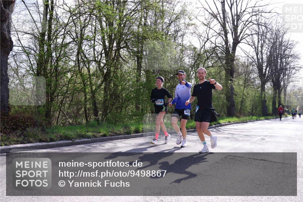 12.04.2026 - 45. Internationalen Wilhelmsburger Insellauf Yannick Fuchs http://msf.ph/oto/9498867 12.04.2026 10:59:23 Laufen 3758, 425 meine-sportfotos.de