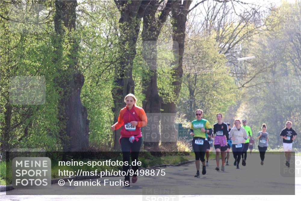 12.04.2026 - 45. Internationalen Wilhelmsburger Insellauf Yannick Fuchs http://msf.ph/oto/9498875 12.04.2026 10:59:25 Laufen 4540, 3703, 2135, 1844, 17 meine-sportfotos.de