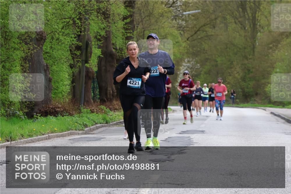 12.04.2026 - 45. Internationalen Wilhelmsburger Insellauf Yannick Fuchs http://msf.ph/oto/9498881 12.04.2026 13:13:02 Laufen 4221, 222 meine-sportfotos.de