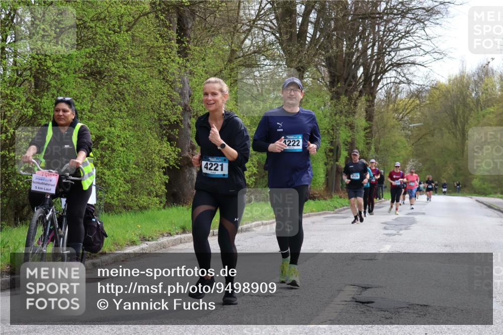 12.04.2026 - 45. Internationalen Wilhelmsburger Insellauf Yannick Fuchs http://msf.ph/oto/9498909 12.04.2026 13:13:08 Laufen 5, 4221, 4222, 5520 meine-sportfotos.de