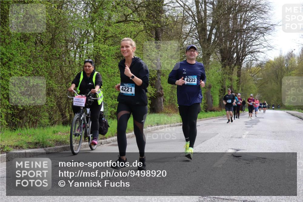 12.04.2026 - 45. Internationalen Wilhelmsburger Insellauf Yannick Fuchs http://msf.ph/oto/9498920 12.04.2026 13:13:09 Laufen 5, 4221, 4222, 5520 meine-sportfotos.de