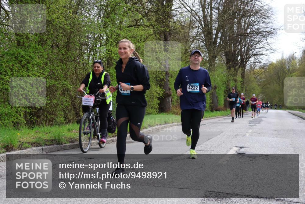 12.04.2026 - 45. Internationalen Wilhelmsburger Insellauf Yannick Fuchs http://msf.ph/oto/9498921 12.04.2026 13:13:09 Laufen 5, 4222 meine-sportfotos.de
