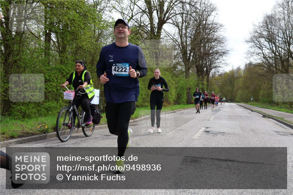 12.04.2026 - 45. Internationalen Wilhelmsburger Insellauf Yannick Fuchs http://msf.ph/oto/9498936 12.04.2026 13:13:10 Laufen 5, 4222 meine-sportfotos.de