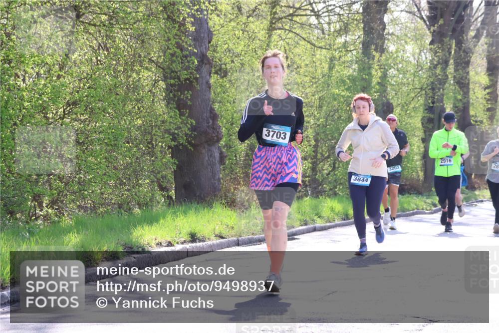 12.04.2026 - 45. Internationalen Wilhelmsburger Insellauf Yannick Fuchs http://msf.ph/oto/9498937 12.04.2026 10:59:37 Laufen 3703, 3844, 3202, 2916, 28 meine-sportfotos.de