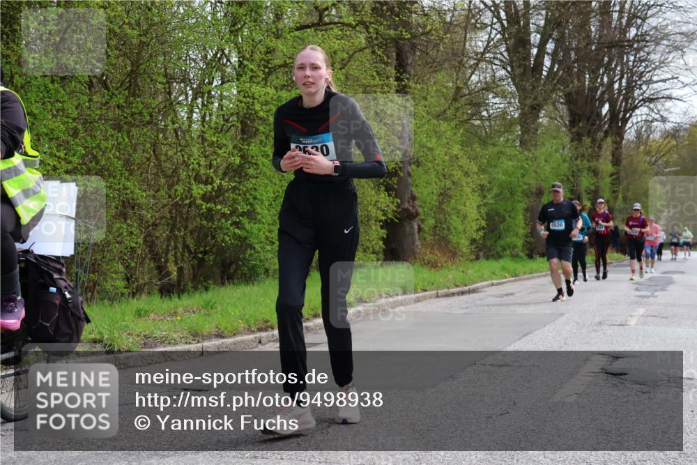12.04.2026 - 45. Internationalen Wilhelmsburger Insellauf Yannick Fuchs http://msf.ph/oto/9498938 12.04.2026 13:13:11 Laufen 2630, 5520, 40 meine-sportfotos.de