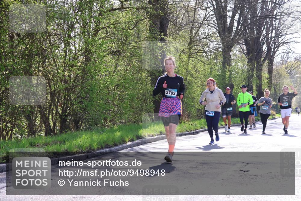 12.04.2026 - 45. Internationalen Wilhelmsburger Insellauf Yannick Fuchs http://msf.ph/oto/9498948 12.04.2026 10:59:38 Laufen 3703, 3844, 3202, 2816, 2817 meine-sportfotos.de