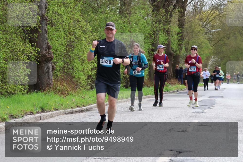 12.04.2026 - 45. Internationalen Wilhelmsburger Insellauf Yannick Fuchs http://msf.ph/oto/9498949 12.04.2026 13:13:13 Laufen 5520, 2340, 2944, 2945 meine-sportfotos.de