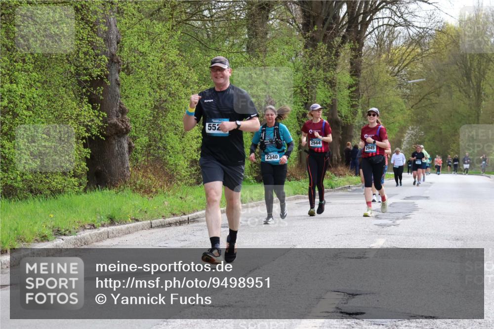 12.04.2026 - 45. Internationalen Wilhelmsburger Insellauf Yannick Fuchs http://msf.ph/oto/9498951 12.04.2026 13:13:13 Laufen 552, 2340, 2944, 2945 meine-sportfotos.de