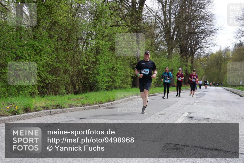 12.04.2026 - 45. Internationalen Wilhelmsburger Insellauf Yannick Fuchs http://msf.ph/oto/9498968 12.04.2026 13:13:15 Laufen 5520, 2340, 2944, 2945 meine-sportfotos.de