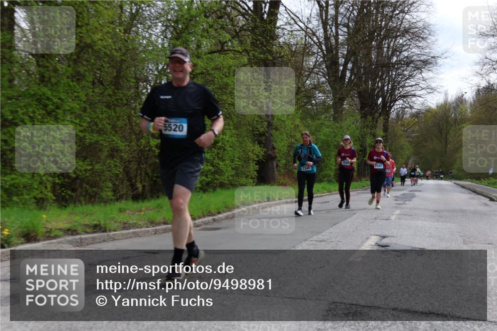 12.04.2026 - 45. Internationalen Wilhelmsburger Insellauf Yannick Fuchs http://msf.ph/oto/9498981 12.04.2026 13:13:16 Laufen 5520, 2944, 2945 meine-sportfotos.de