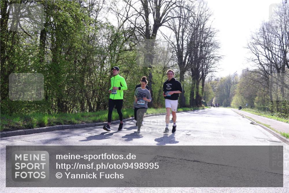 12.04.2026 - 45. Internationalen Wilhelmsburger Insellauf Yannick Fuchs http://msf.ph/oto/9498995 12.04.2026 10:59:43 Laufen 2916, 1965, 2816, 281 meine-sportfotos.de