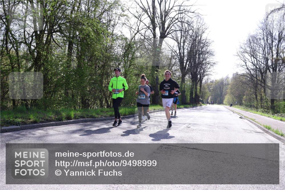 12.04.2026 - 45. Internationalen Wilhelmsburger Insellauf Yannick Fuchs http://msf.ph/oto/9498999 12.04.2026 10:59:43 Laufen 2816, 17 meine-sportfotos.de