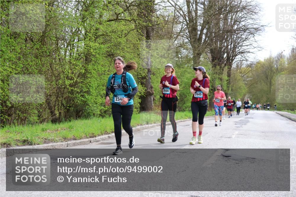 12.04.2026 - 45. Internationalen Wilhelmsburger Insellauf Yannick Fuchs http://msf.ph/oto/9499002 12.04.2026 13:13:18 Laufen 2349, 2944, 2945, 509 meine-sportfotos.de