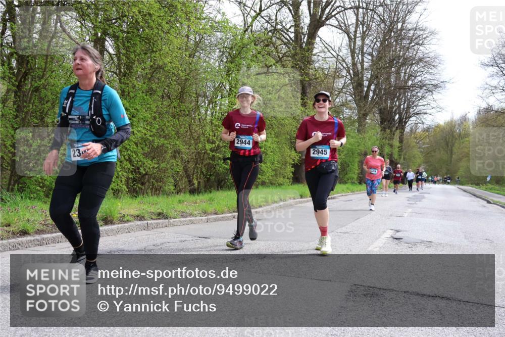 12.04.2026 - 45. Internationalen Wilhelmsburger Insellauf Yannick Fuchs http://msf.ph/oto/9499022 12.04.2026 13:13:20 Laufen 23, 2944, 2945 meine-sportfotos.de
