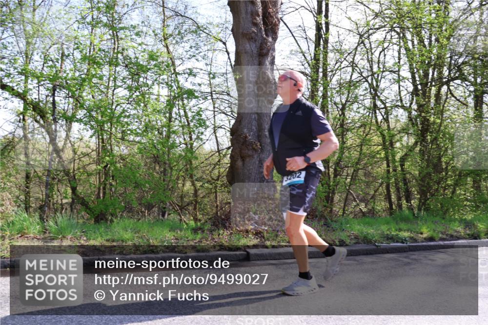 12.04.2026 - 45. Internationalen Wilhelmsburger Insellauf Yannick Fuchs http://msf.ph/oto/9499027 12.04.2026 10:59:47 Laufen 3202 meine-sportfotos.de