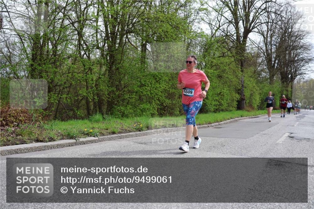 12.04.2026 - 45. Internationalen Wilhelmsburger Insellauf Yannick Fuchs http://msf.ph/oto/9499061 12.04.2026 13:13:24 Laufen 5509 meine-sportfotos.de