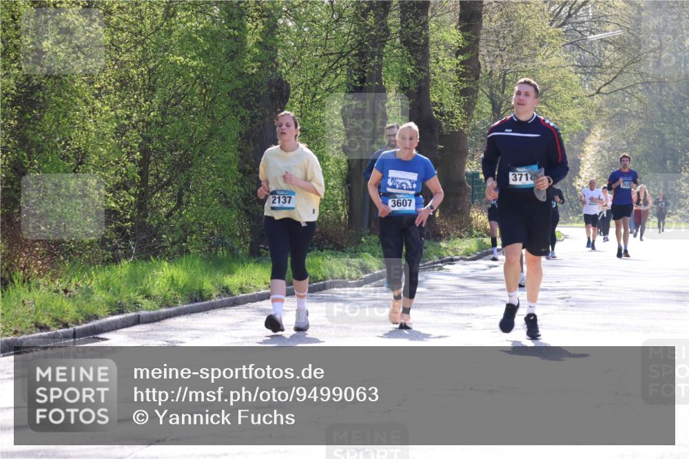 12.04.2026 - 45. Internationalen Wilhelmsburger Insellauf Yannick Fuchs http://msf.ph/oto/9499063 12.04.2026 11:00:14 Laufen 2137, 3607, 371, 2821 meine-sportfotos.de
