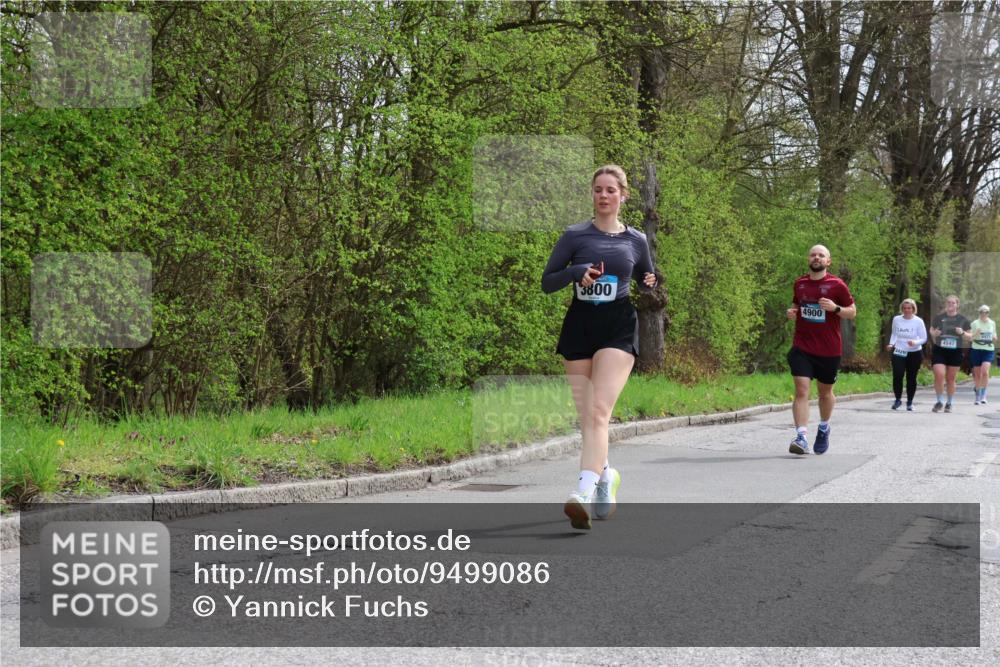 12.04.2026 - 45. Internationalen Wilhelmsburger Insellauf Yannick Fuchs http://msf.ph/oto/9499086 12.04.2026 13:13:28 Laufen 3800, 4900, 4547 meine-sportfotos.de