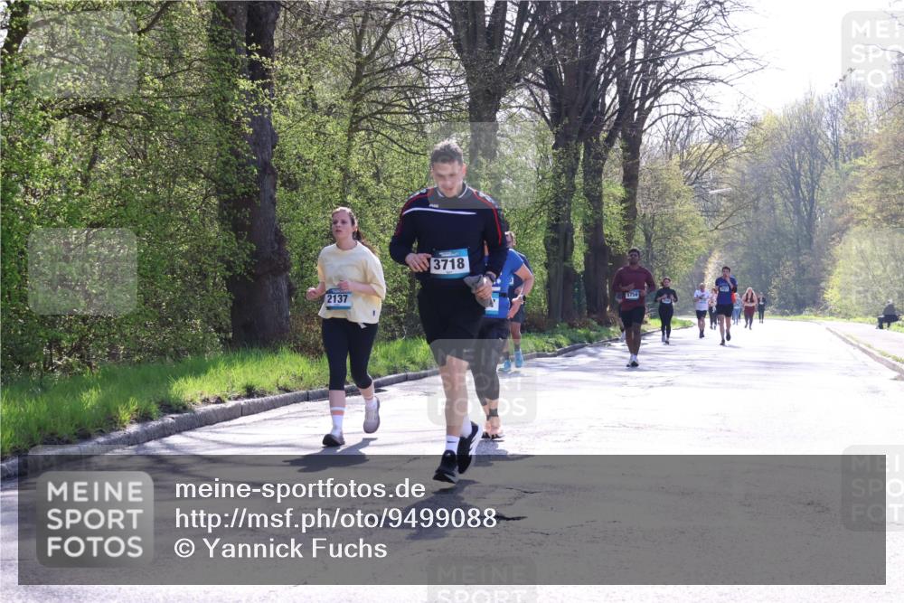 12.04.2026 - 45. Internationalen Wilhelmsburger Insellauf Yannick Fuchs http://msf.ph/oto/9499088 12.04.2026 11:00:18 Laufen 2137, 3718, 5756 meine-sportfotos.de