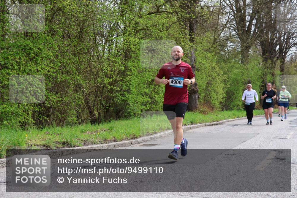 12.04.2026 - 45. Internationalen Wilhelmsburger Insellauf Yannick Fuchs http://msf.ph/oto/9499110 12.04.2026 13:13:30 Laufen 4900, 442, 4547 meine-sportfotos.de