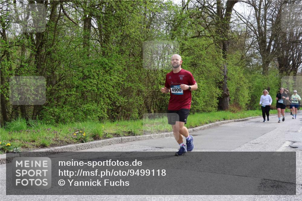 12.04.2026 - 45. Internationalen Wilhelmsburger Insellauf Yannick Fuchs http://msf.ph/oto/9499118 12.04.2026 13:13:31 Laufen 10, 4900, 4547 meine-sportfotos.de
