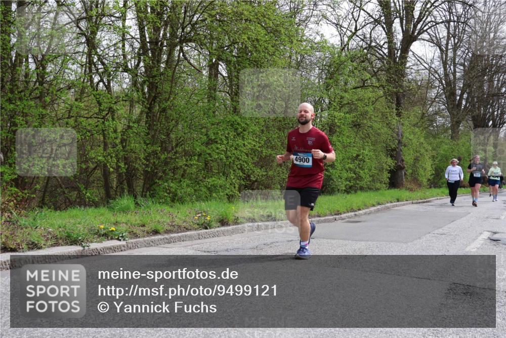 12.04.2026 - 45. Internationalen Wilhelmsburger Insellauf Yannick Fuchs http://msf.ph/oto/9499121 12.04.2026 13:13:31 Laufen 10, 4900, 4547 meine-sportfotos.de