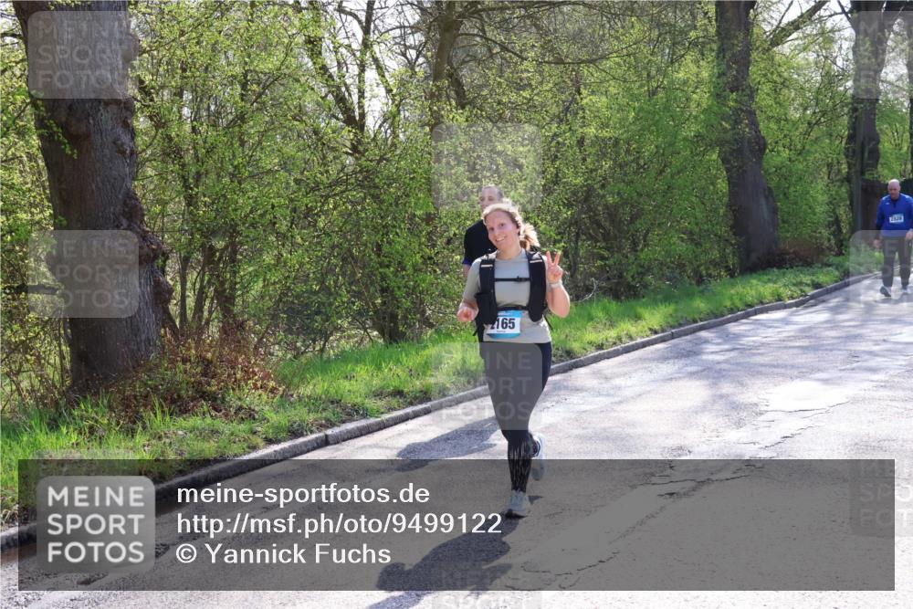 12.04.2026 - 45. Internationalen Wilhelmsburger Insellauf Yannick Fuchs http://msf.ph/oto/9499122 12.04.2026 11:00:55 Laufen 165, 2828 meine-sportfotos.de