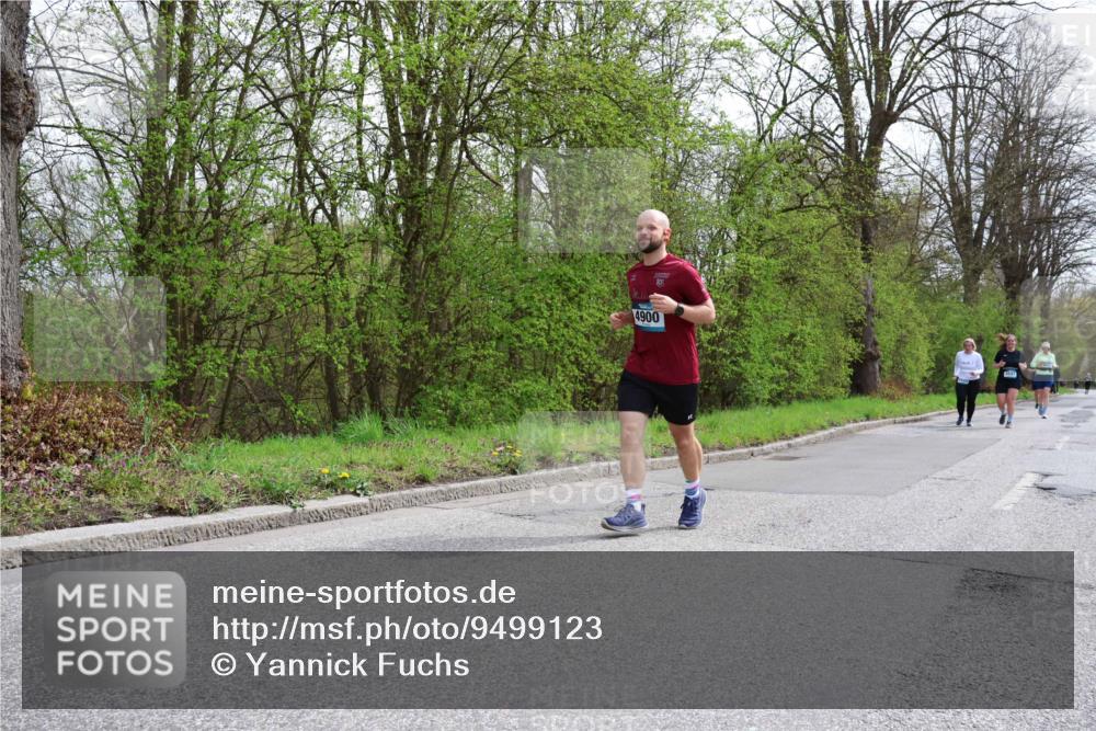 12.04.2026 - 45. Internationalen Wilhelmsburger Insellauf Yannick Fuchs http://msf.ph/oto/9499123 12.04.2026 13:13:31 Laufen 4900, 4547 meine-sportfotos.de