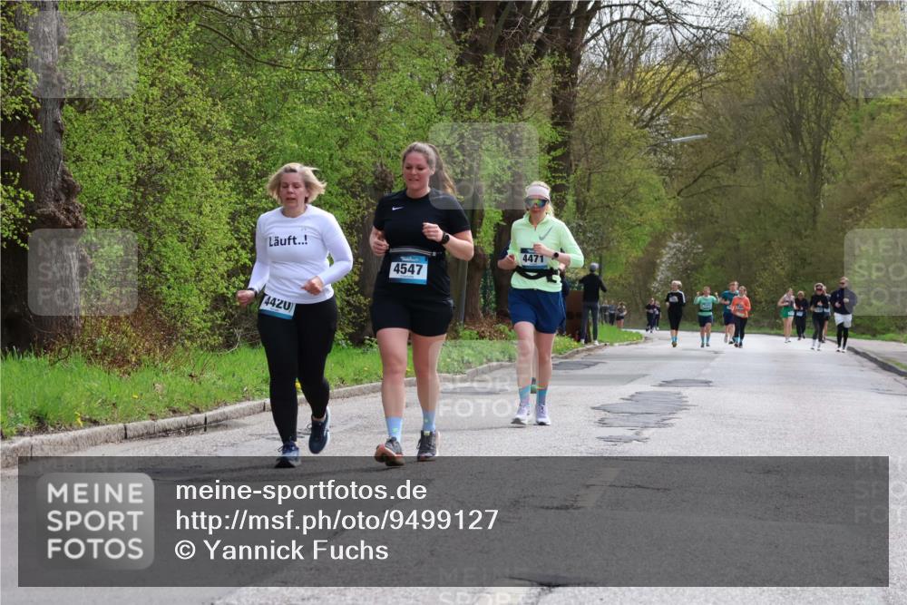 12.04.2026 - 45. Internationalen Wilhelmsburger Insellauf Yannick Fuchs http://msf.ph/oto/9499127 12.04.2026 13:13:32 Laufen 4547, 4420, 4471 meine-sportfotos.de