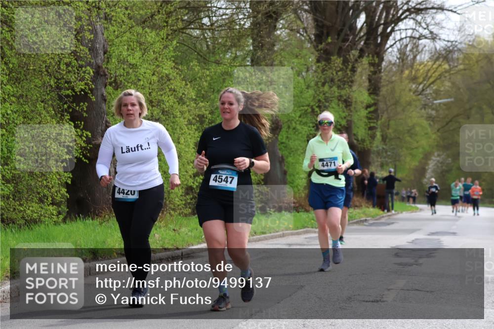 12.04.2026 - 45. Internationalen Wilhelmsburger Insellauf Yannick Fuchs http://msf.ph/oto/9499137 12.04.2026 13:13:34 Laufen 442, 4547, 4471 meine-sportfotos.de