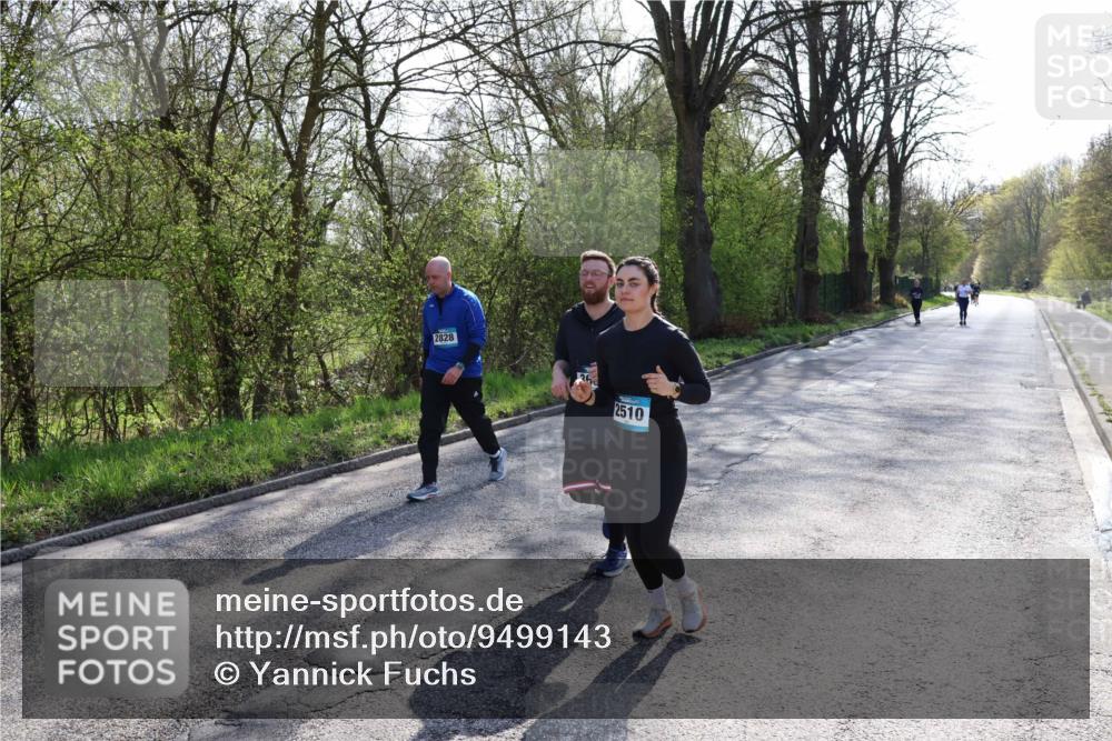 12.04.2026 - 45. Internationalen Wilhelmsburger Insellauf Yannick Fuchs http://msf.ph/oto/9499143 12.04.2026 11:01:01 Laufen 2828, 3, 2510 meine-sportfotos.de