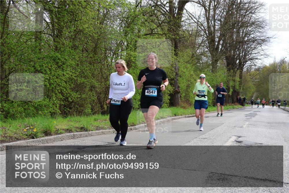 12.04.2026 - 45. Internationalen Wilhelmsburger Insellauf Yannick Fuchs http://msf.ph/oto/9499159 12.04.2026 13:13:37 Laufen 4420, 4547, 4471, 3981 meine-sportfotos.de